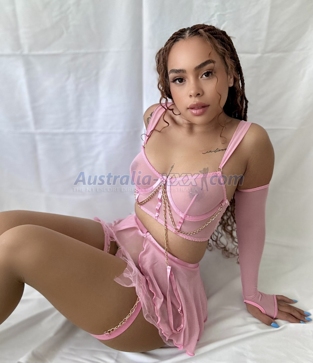 Zoe Valentino - 2676